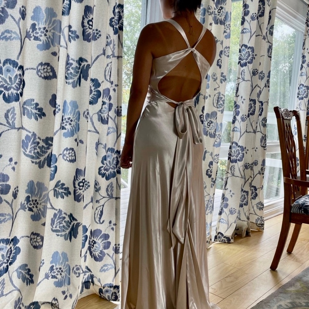 NWT Gorgeous Formal Dress or Wedding Dress!